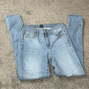 GAP Women's Light Blue Denim Skinny Jeans